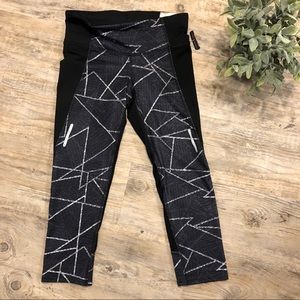 🏃🏽‍♀️ NWT Champion Workout Leggings Cropped